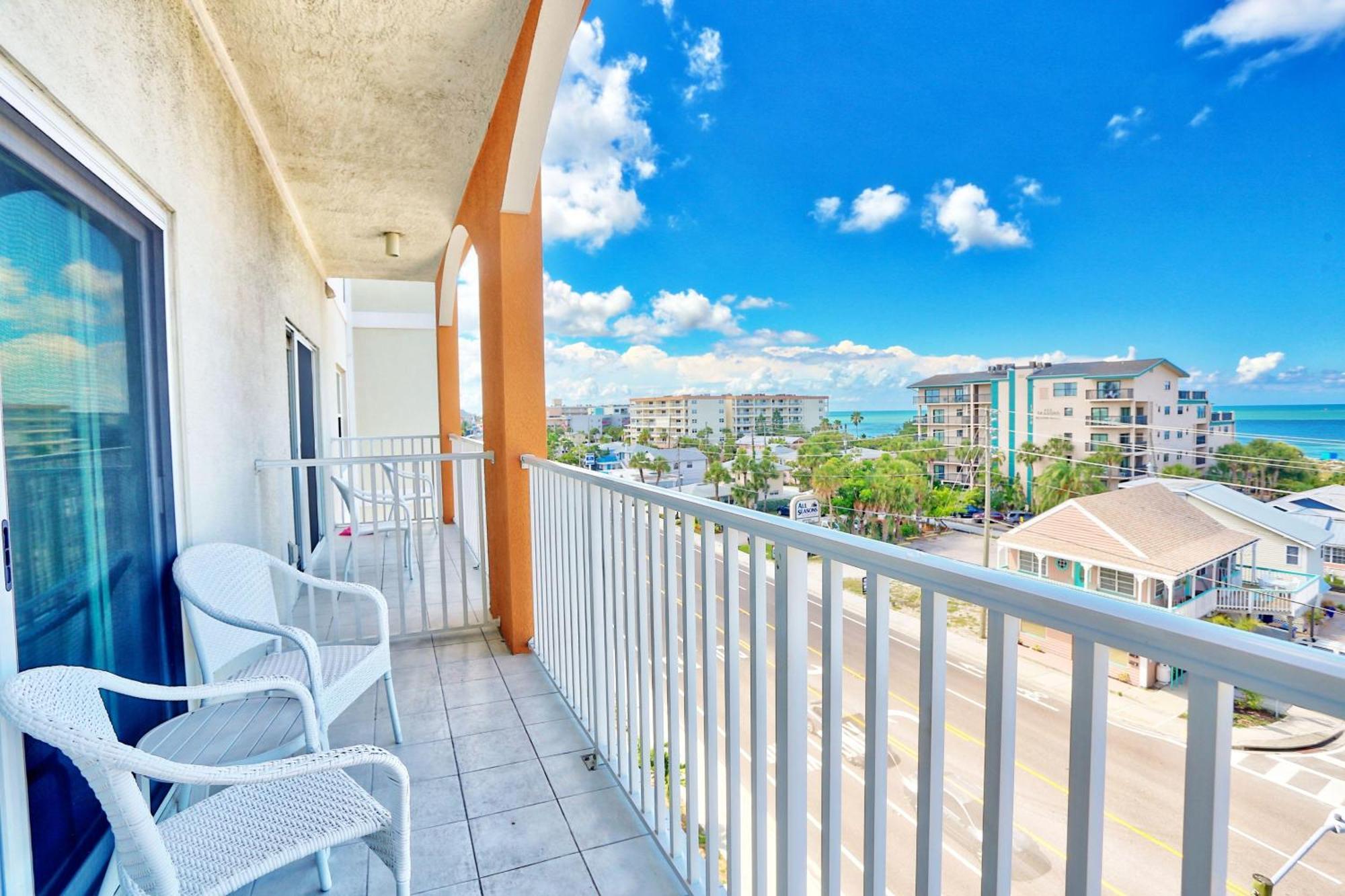 Madeira Bay Resort I 1504 St. Pete Beach Exterior photo